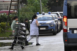 Caivano, in corso lo sgombero di 36 case occupate abusivamente