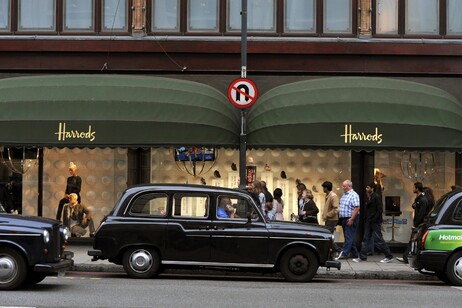 La vetrina di Harrod's a Londra