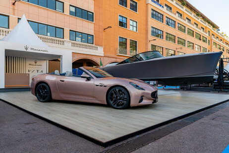 Stand Maserati al Monaco Yacht Show 2024