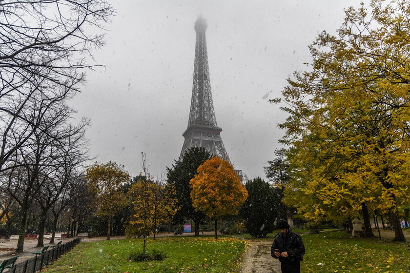 Ile-de-France on orange alert due to snow fall