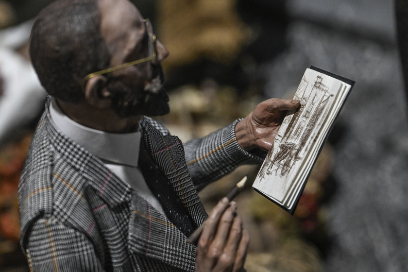 Napoli, alla chiesa di Santa Marta il Presepe dei fondaci con la statuina di Matilde Serao